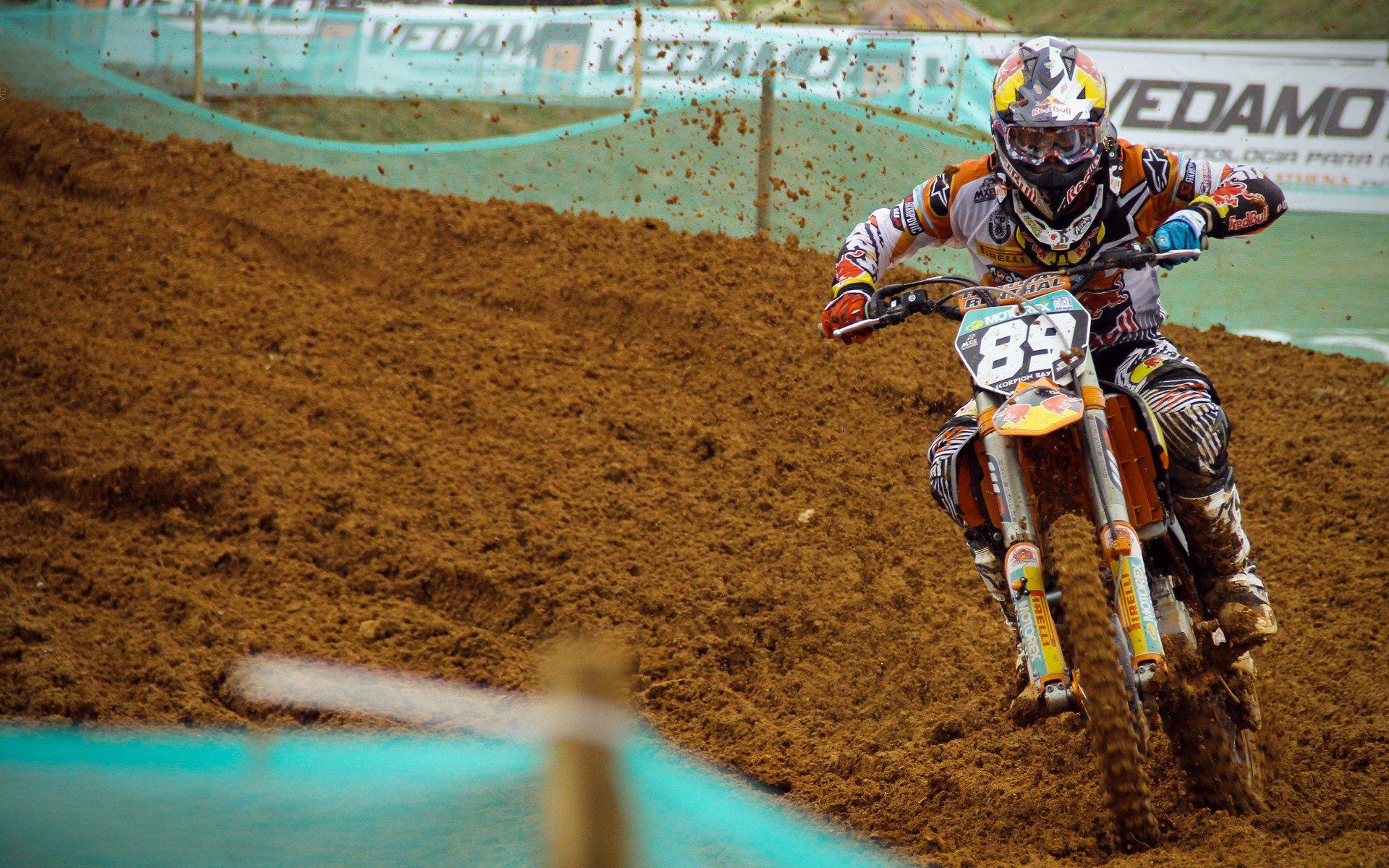 尼克斯坚定围绕核心阵容建队,唐斯或签短期续约合同