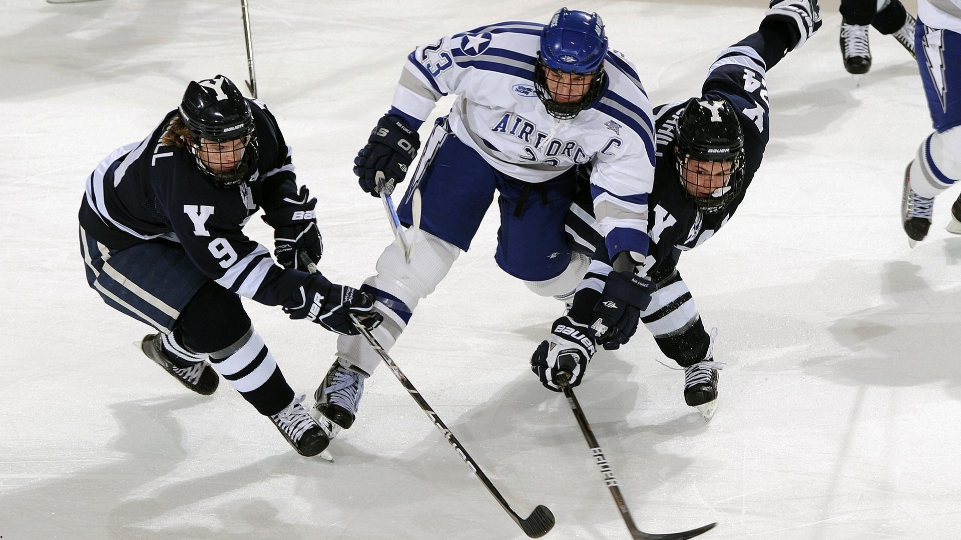 那年今日，克罗斯绝美任意球助德国逆转瑞典