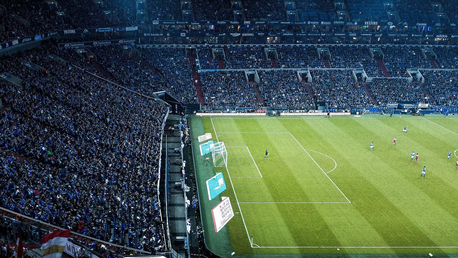 西甲巅峰之战，皇马青年军横扫赛场，传统豪门迎来新时代